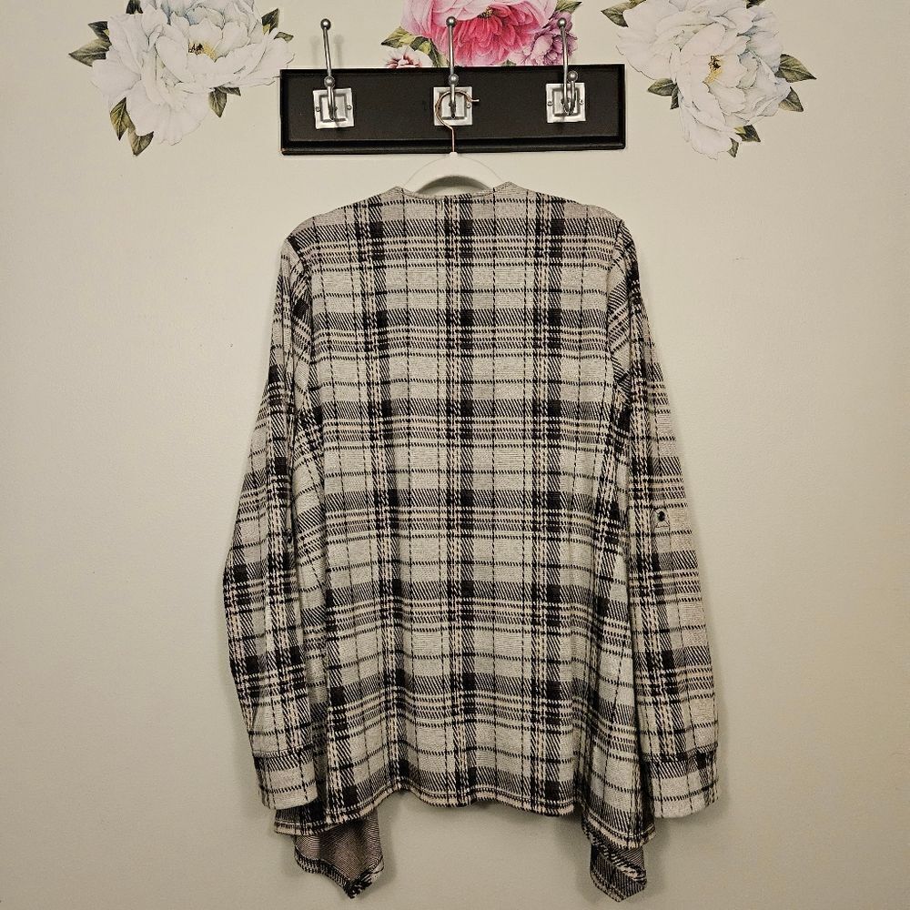 Torrid Drape Front Plaid Jacket - Picture 5 of 8